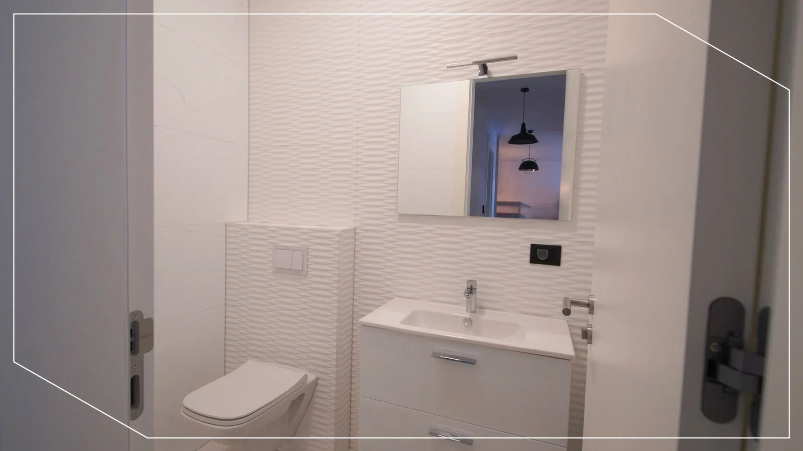 120m2 Apartment for Rent in Marigona Hill, Prishtina image 6