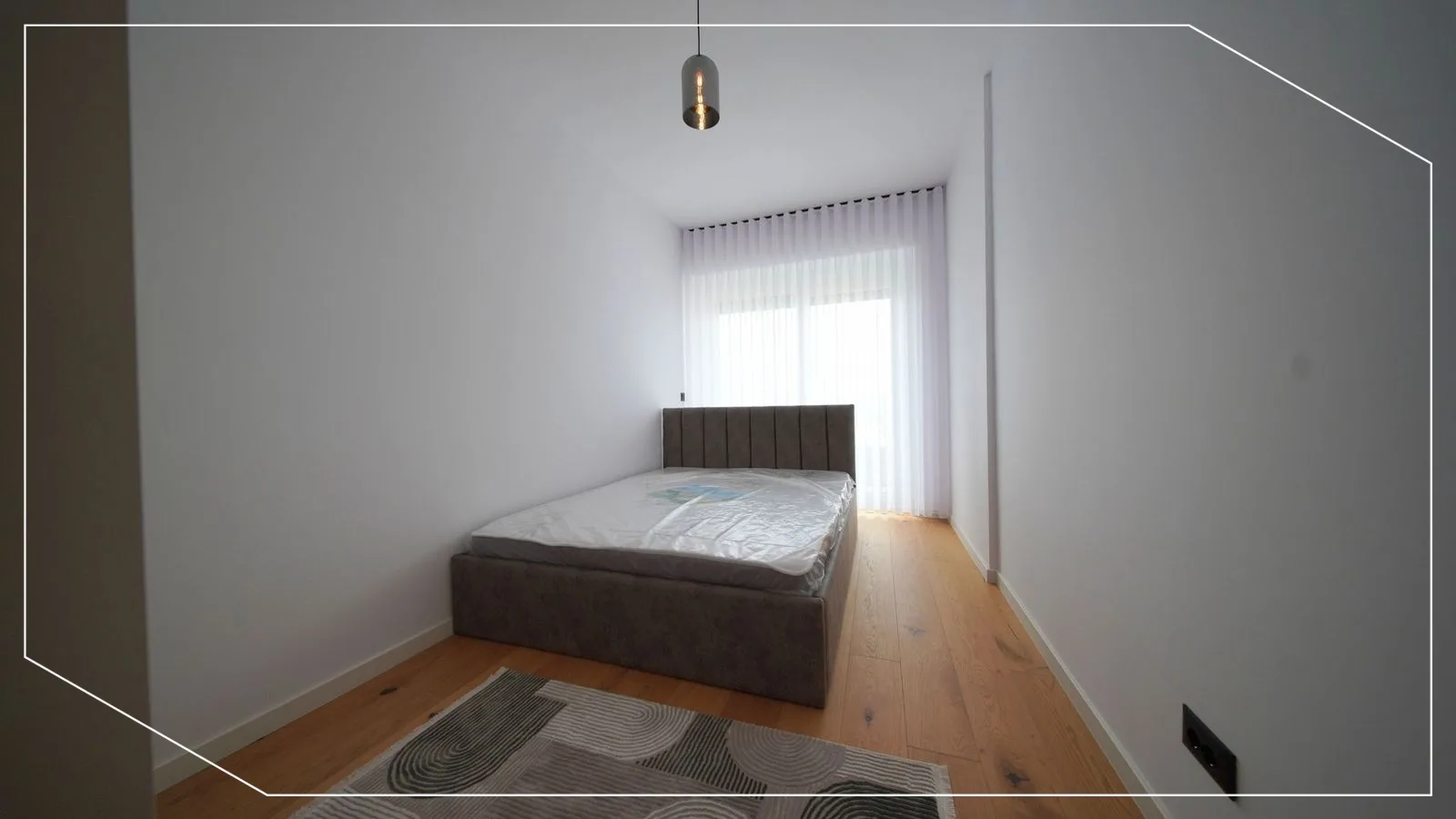 120m2 Apartment for Rent in Marigona Hill, Prishtina image 5