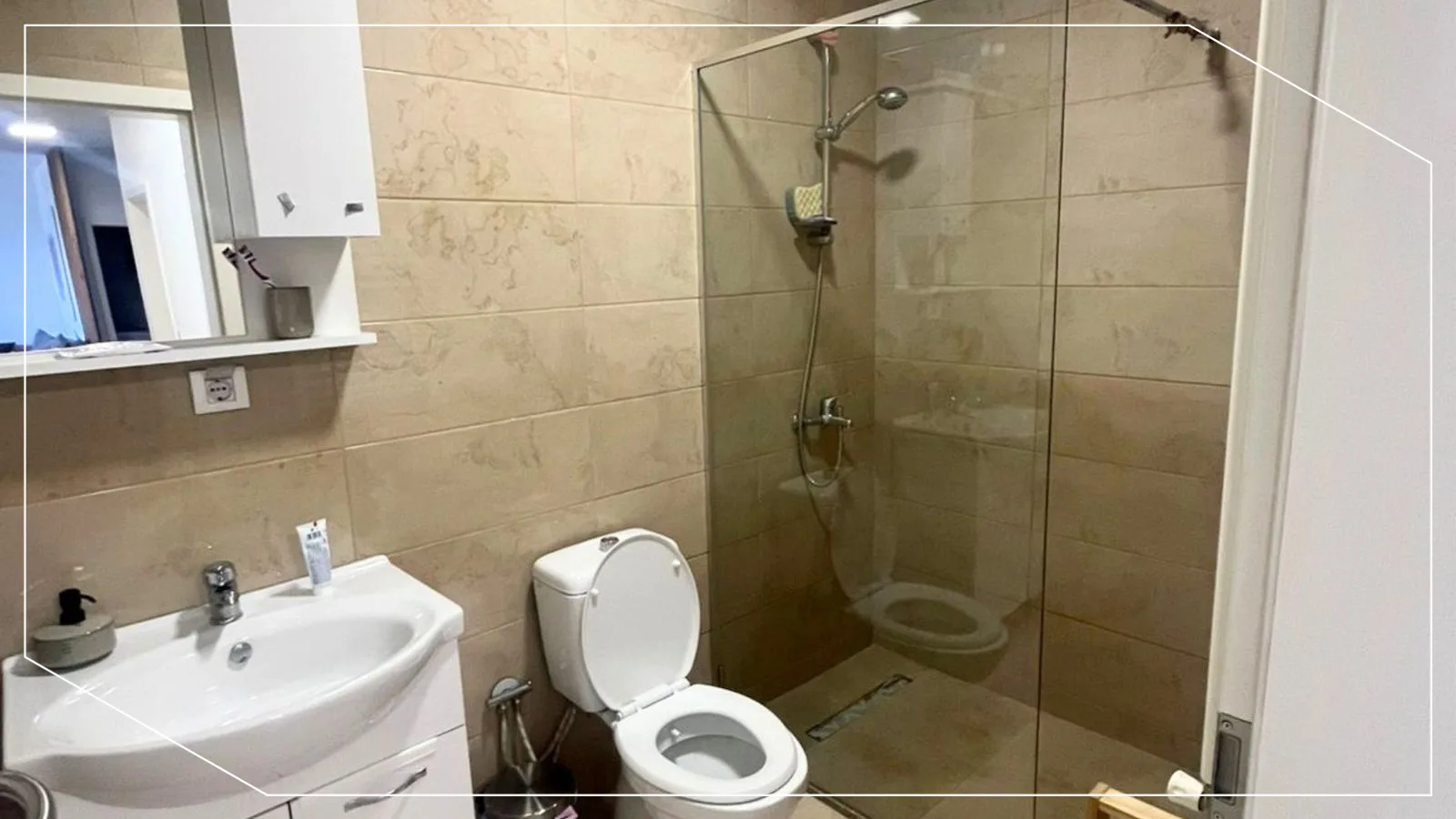 90m2 Apartment for Rent in Velani, Prishtina image 5