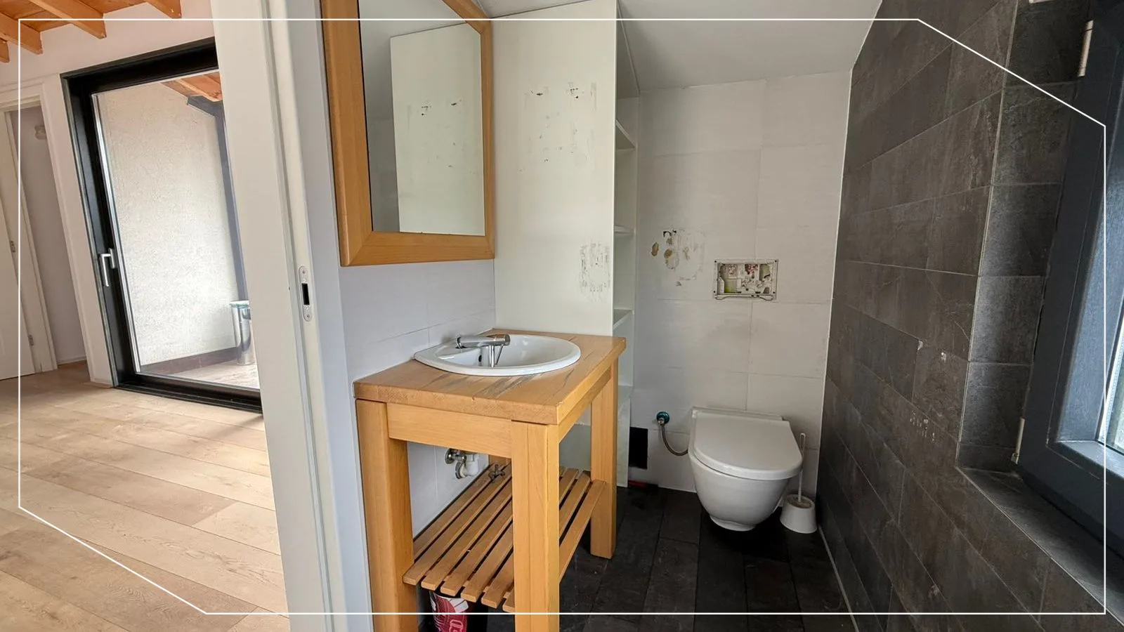 180m2 House for Rent in Pejton, Prishtina image 9
