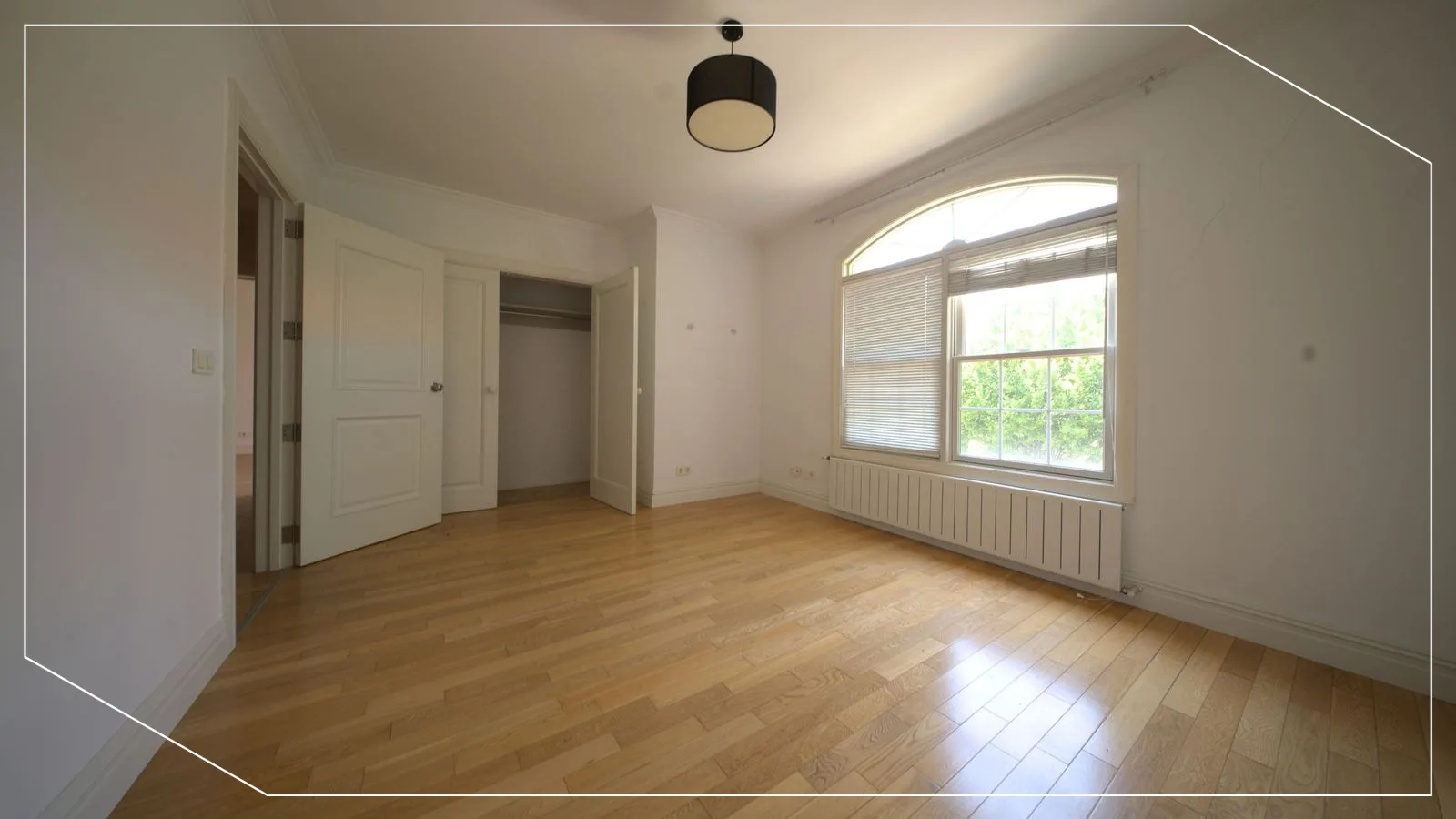 House for Sale 330m2 in International Village, Prishtina image 6