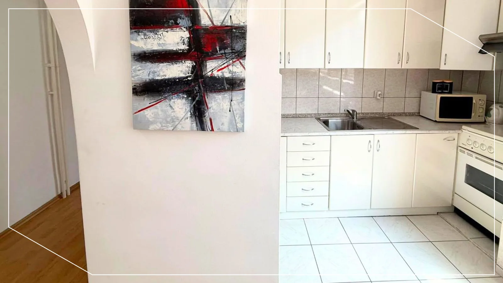 70m² Apartment for Rent in Center, Prishtina image 2