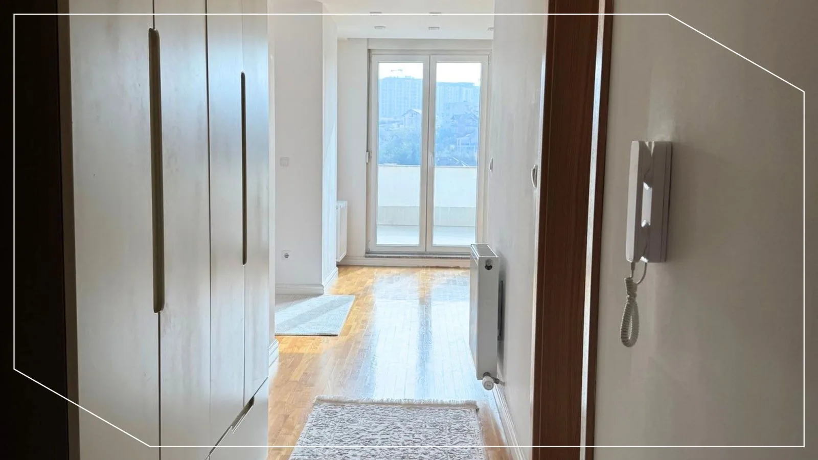 134m² Penthouse zur Miete in Lagjja e Spitalit, Prishtina image 3