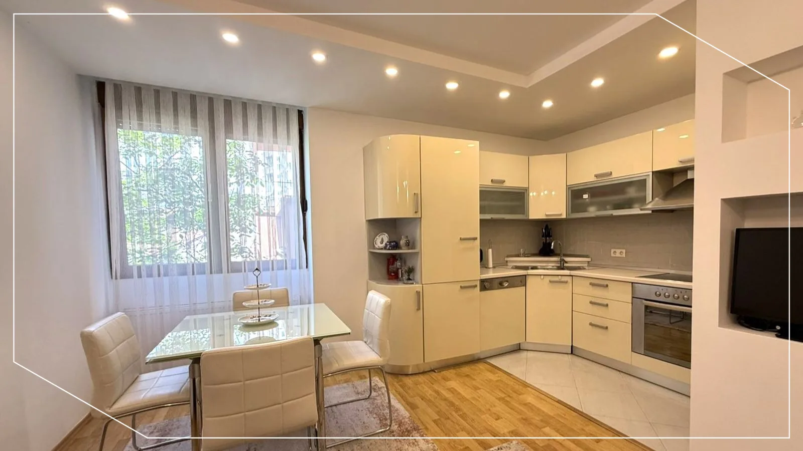 Apartment for rent in Qafa neighborhood, Prishtina image 2