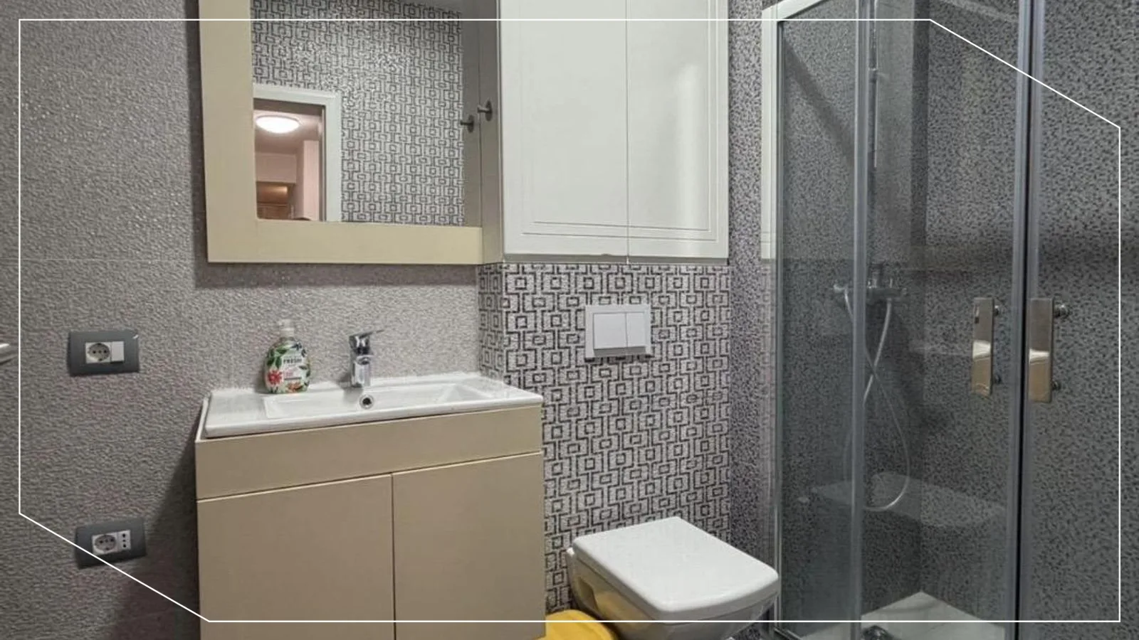 96m² Wohnung zur Miete in Bregu i Diellit, Prishtina image 4