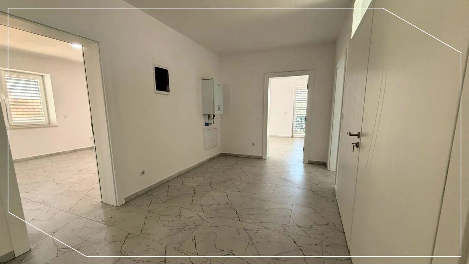 Haus zur Miete 550m² im Viertel Dragodan, Prishtina image 4