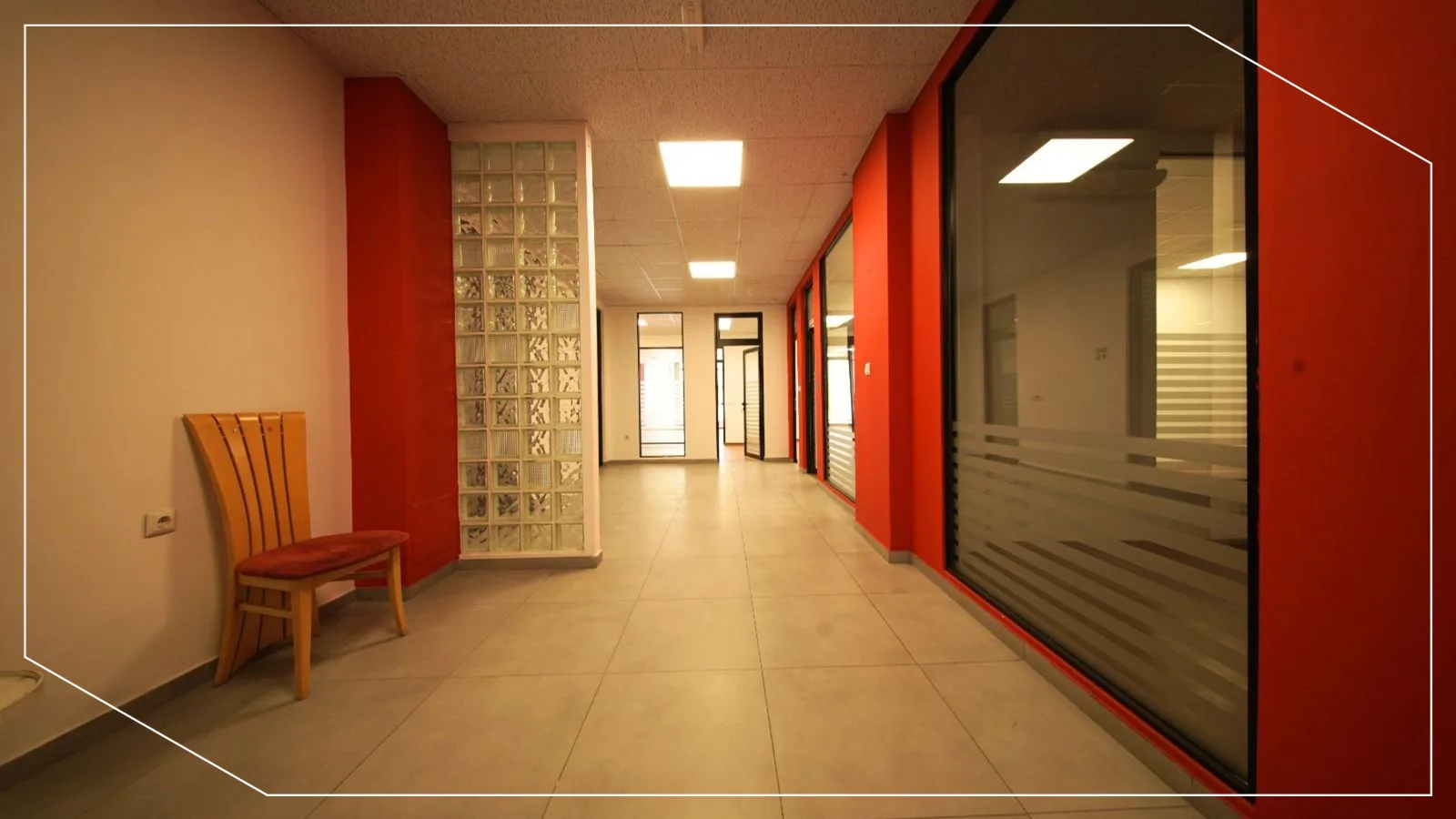 Büro zur Miete 450m² im Viertel Pejton, Prishtina image 3