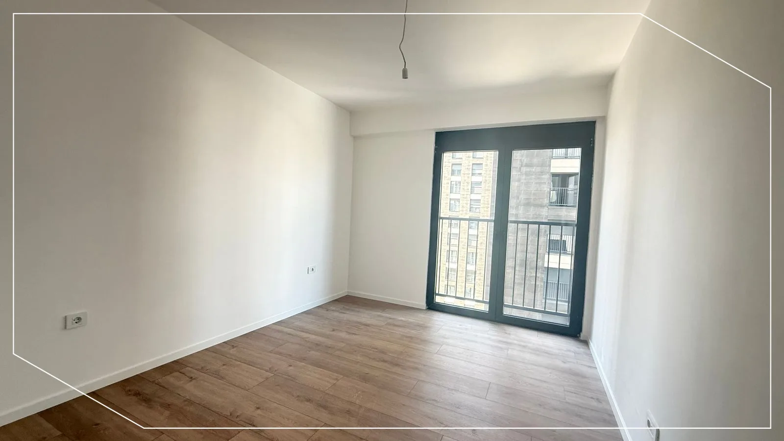 Büro zur Miete 100m² in der Lagjja Lakrishte, Prishtina image 3