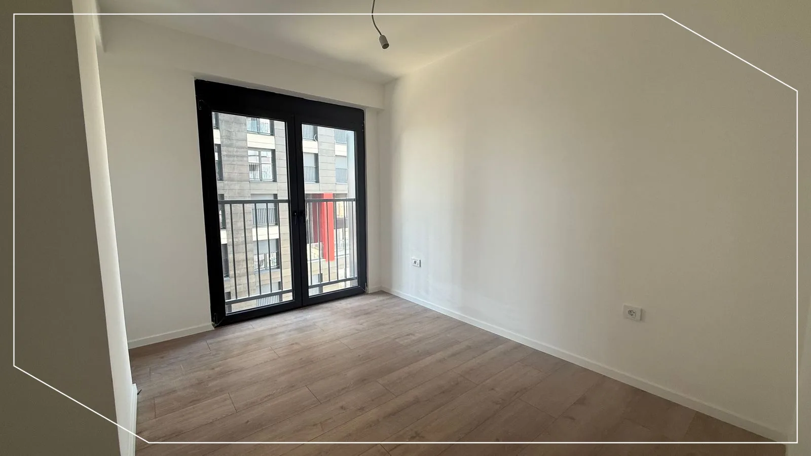 Büro zur Miete 100m² in der Lagjja Lakrishte, Prishtina image 4