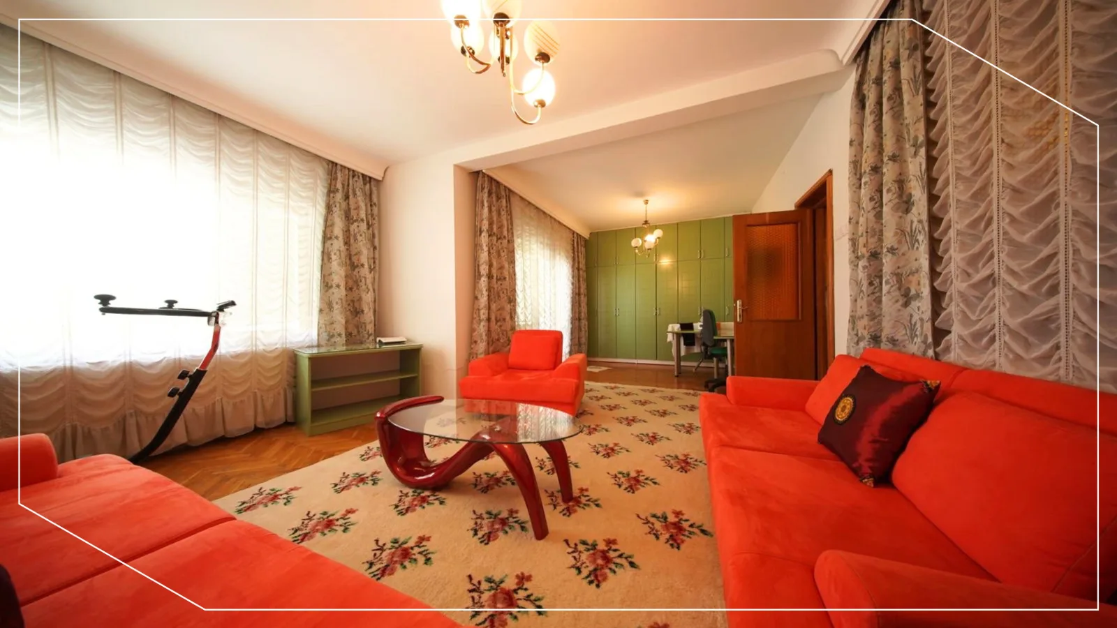 House for sale 370m² in Bregu i Diellit, Prishtina image 8