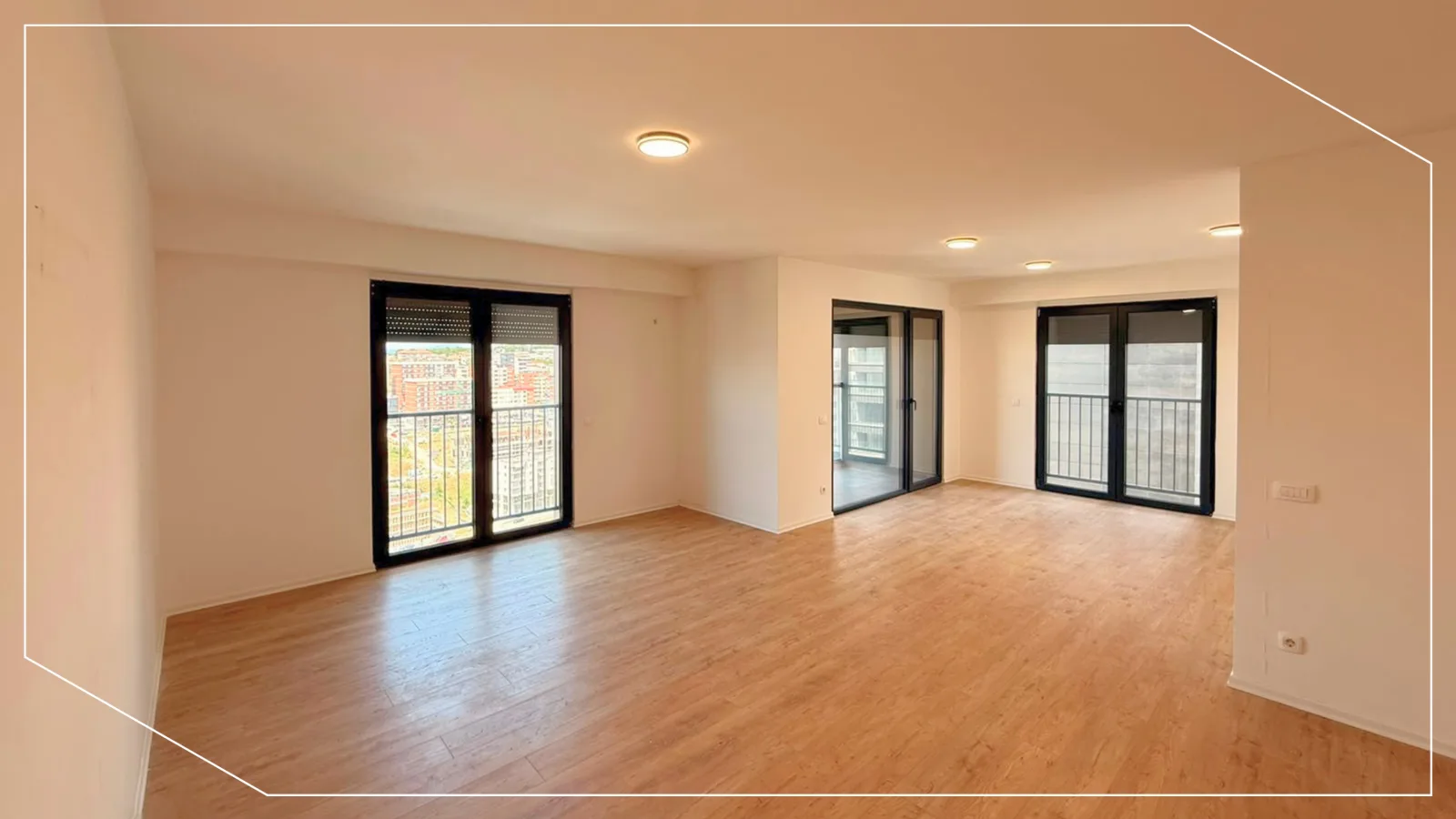 Banesë / Zyre në shitje 120m² në Lagjen Lakrishte, Prishtinë image 2