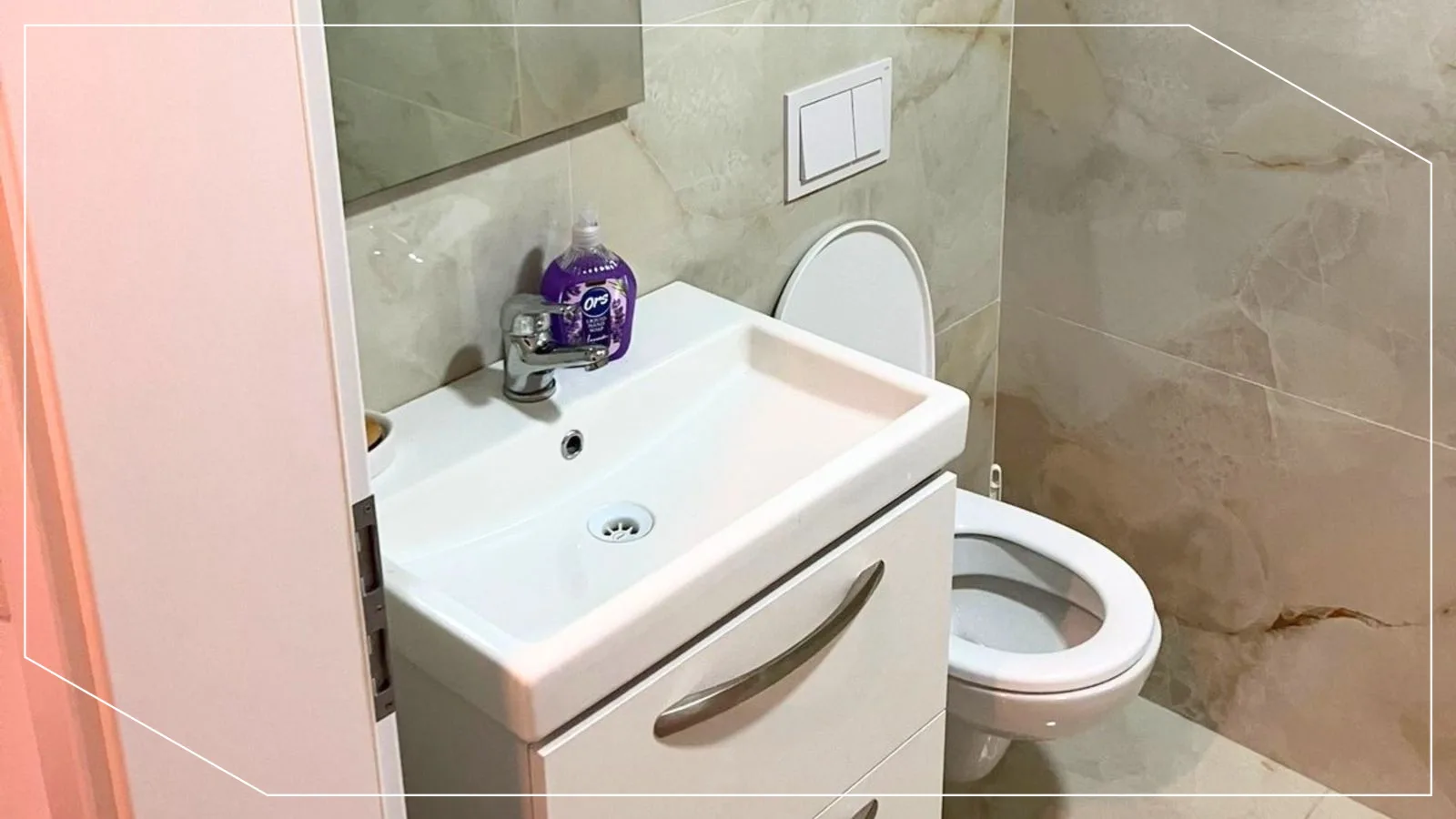 60m² Apartment for Rent in Tophane, Prishtina image 4
