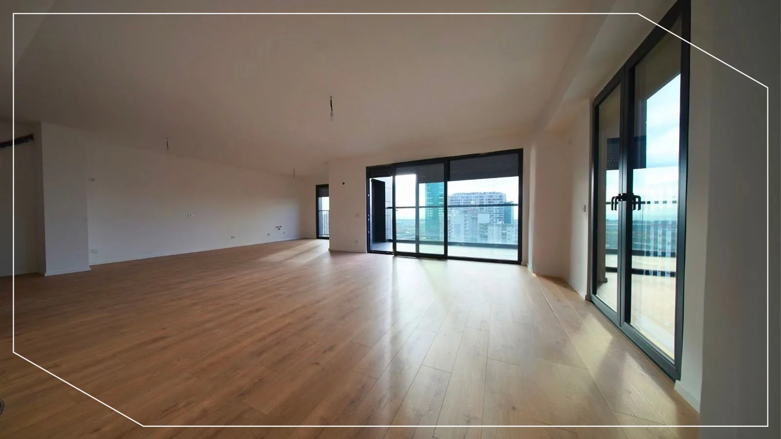 Duplex / Büro zur Miete 193m² im Viertel Lakrishte, Pristina image 3