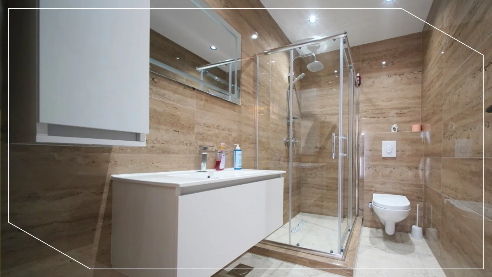 240m² Duplex Penthouse for Rent in Emshir, Prishtina image 9