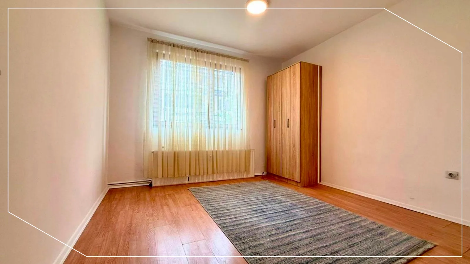 Zyre me qira 91m² në lagjen Pejton, Prishtinë image 6