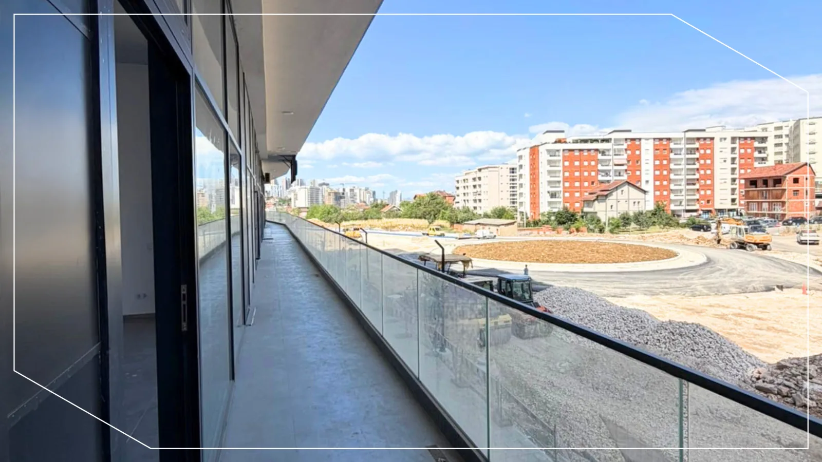 75m2 commercial space for rent in Rruga A, Prishtina image 4
