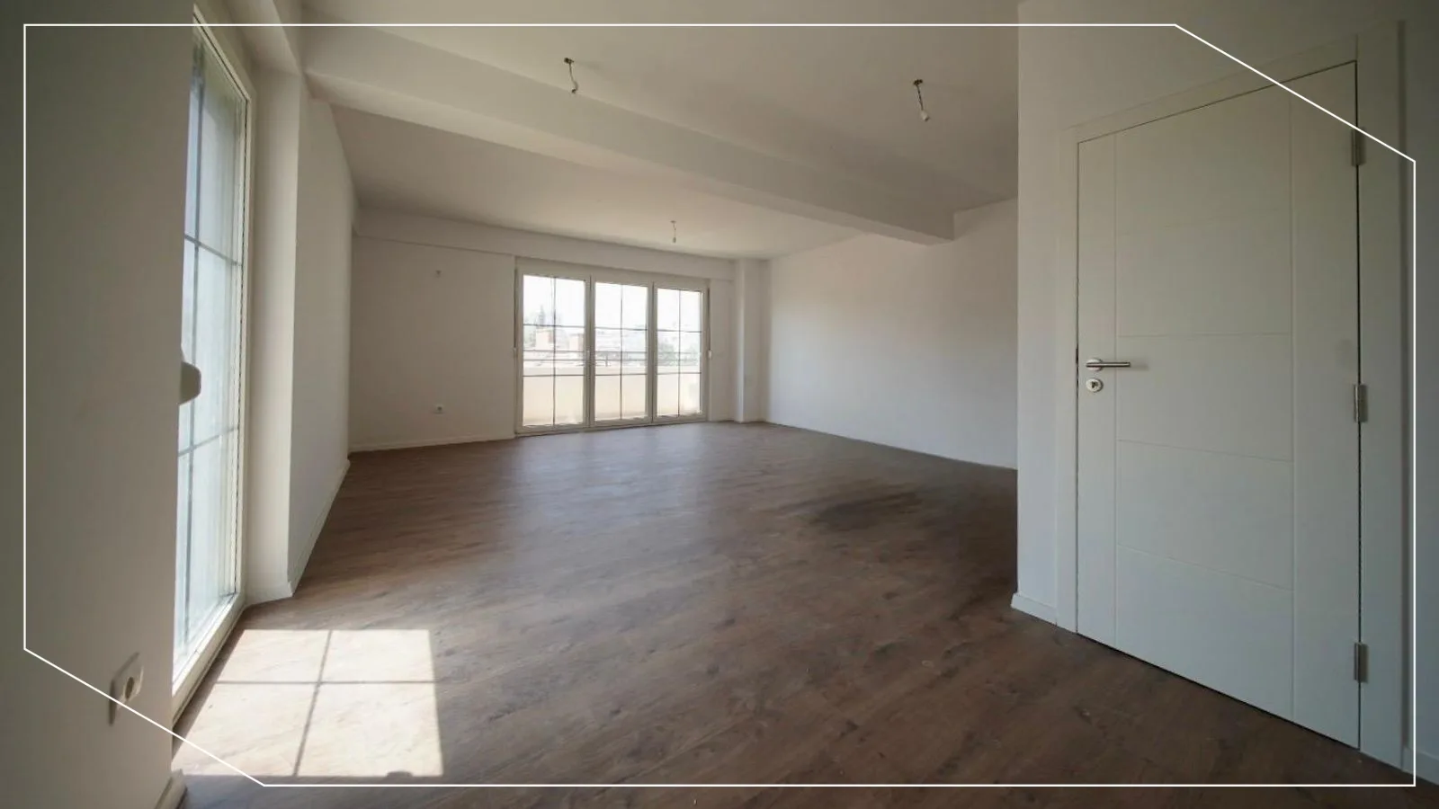 Banesë në shitje 153,65m² në lagjen Tophane, Prishtinë image 2