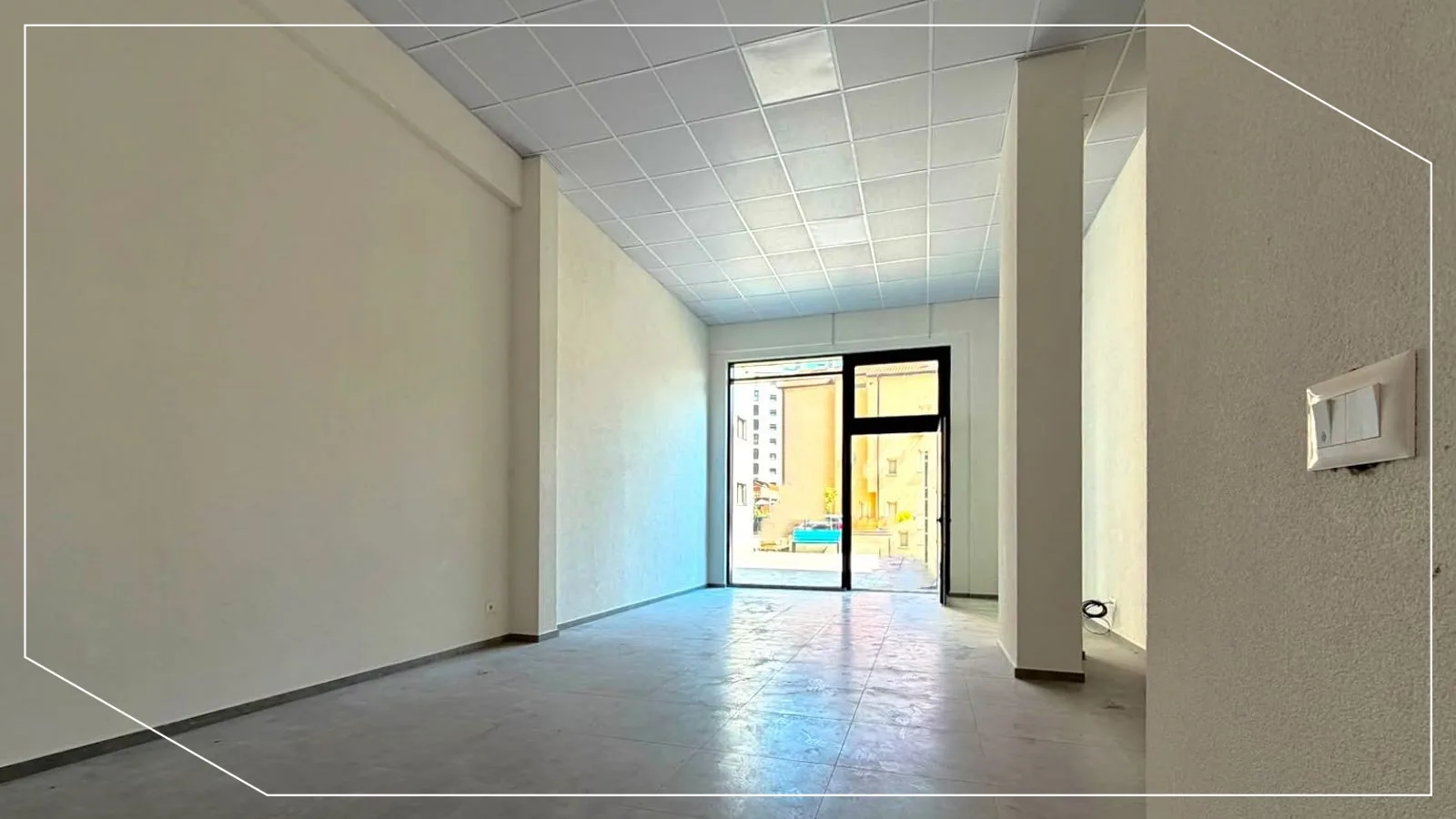 Lokal në shitje / qira 54m² në lagjen Bregu i Diellit, Prishtinë image 3