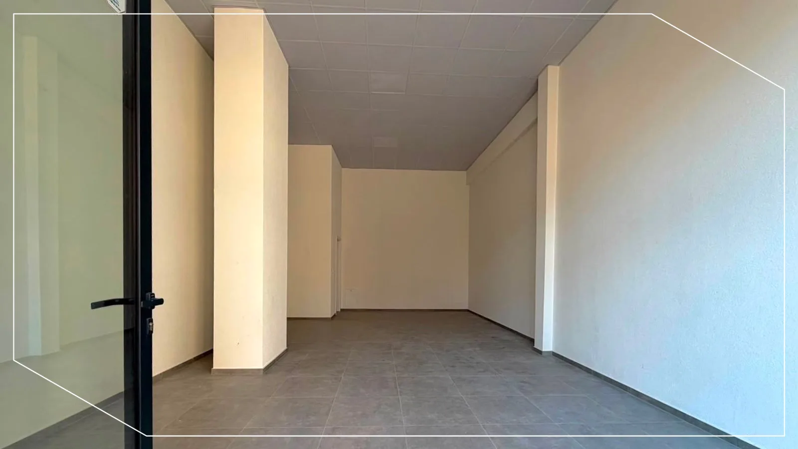 Lokal në shitje / qira 54m² në lagjen Bregu i Diellit, Prishtinë image 2