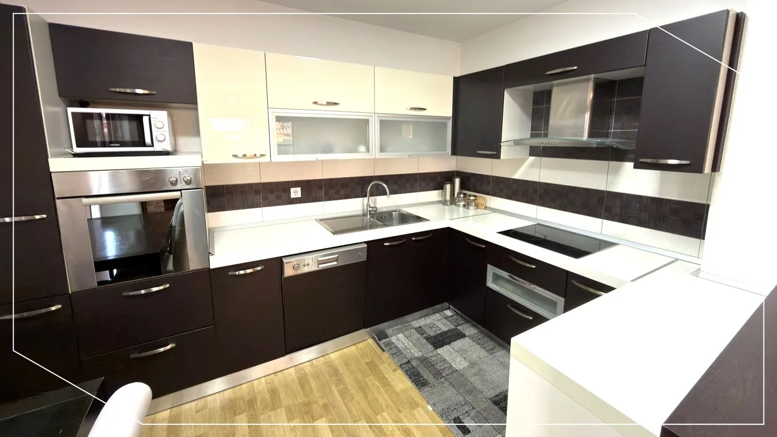 House for Rent 182m² in NIC Neighborhood, Prishtina image 3