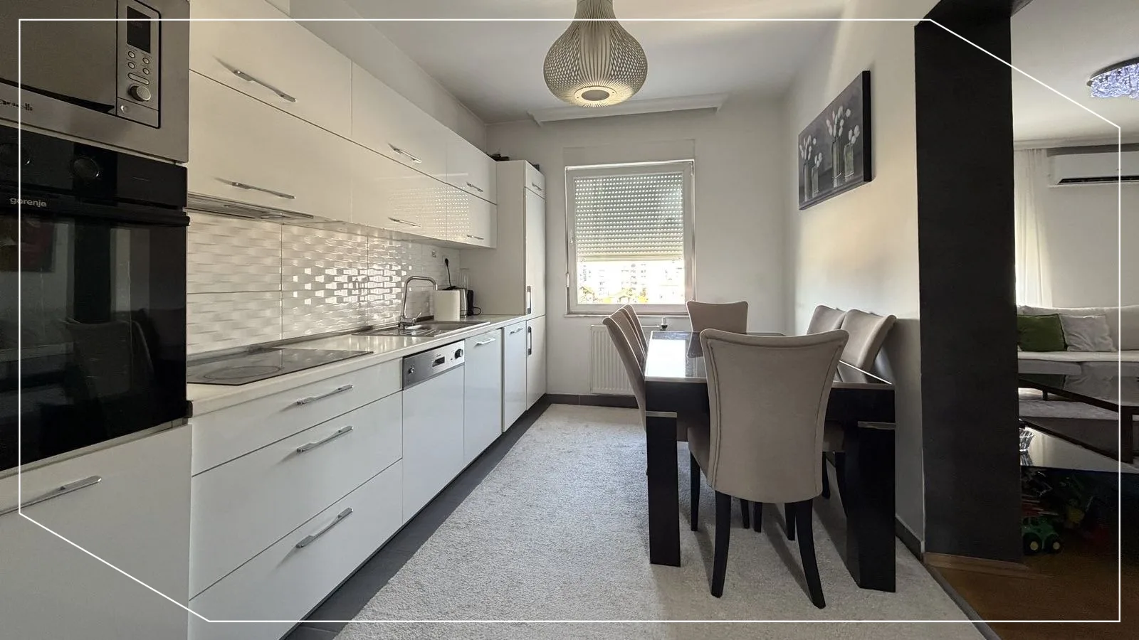 118m² Wohnung zum Verkauf / zur Miete in Emshir, Pristina image 2