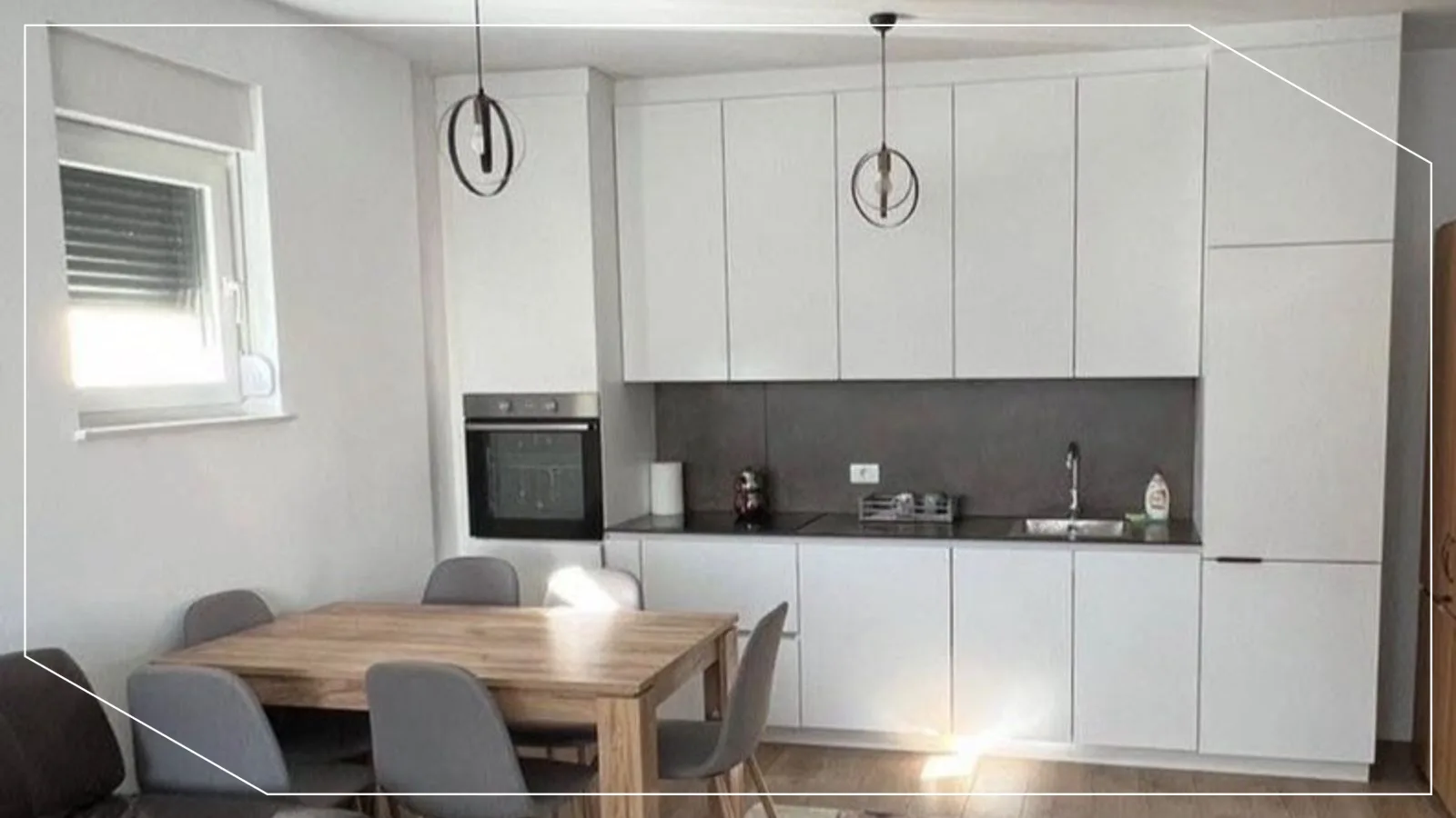 87.7m² Apartment for Rent in Tophane, Prishtina image 2