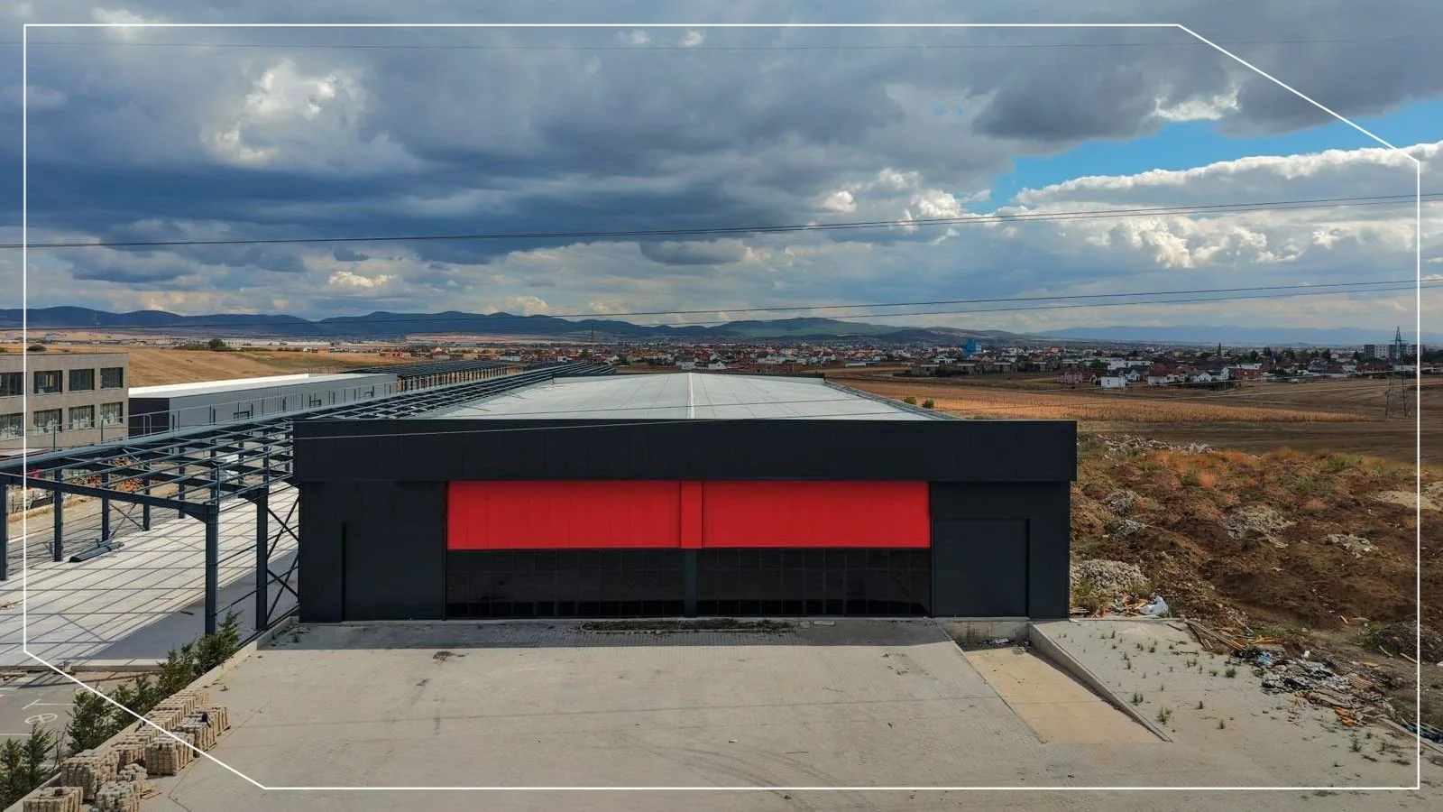 Depo me qira 3300m² në Lipjan image 3