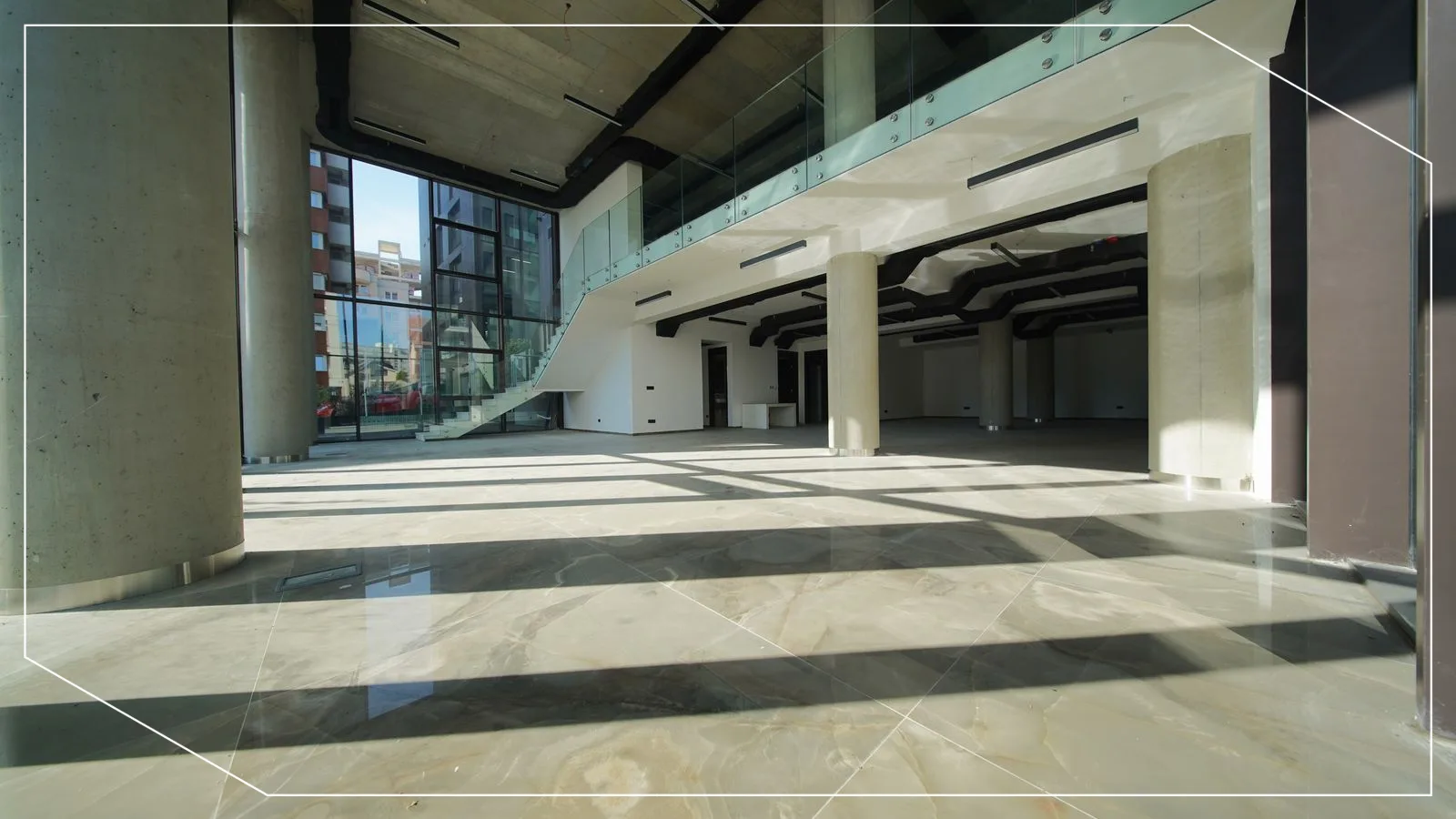 Lokal me qira 398,5m² në lagjen Muharrem Fejza, Prishtinë image 2