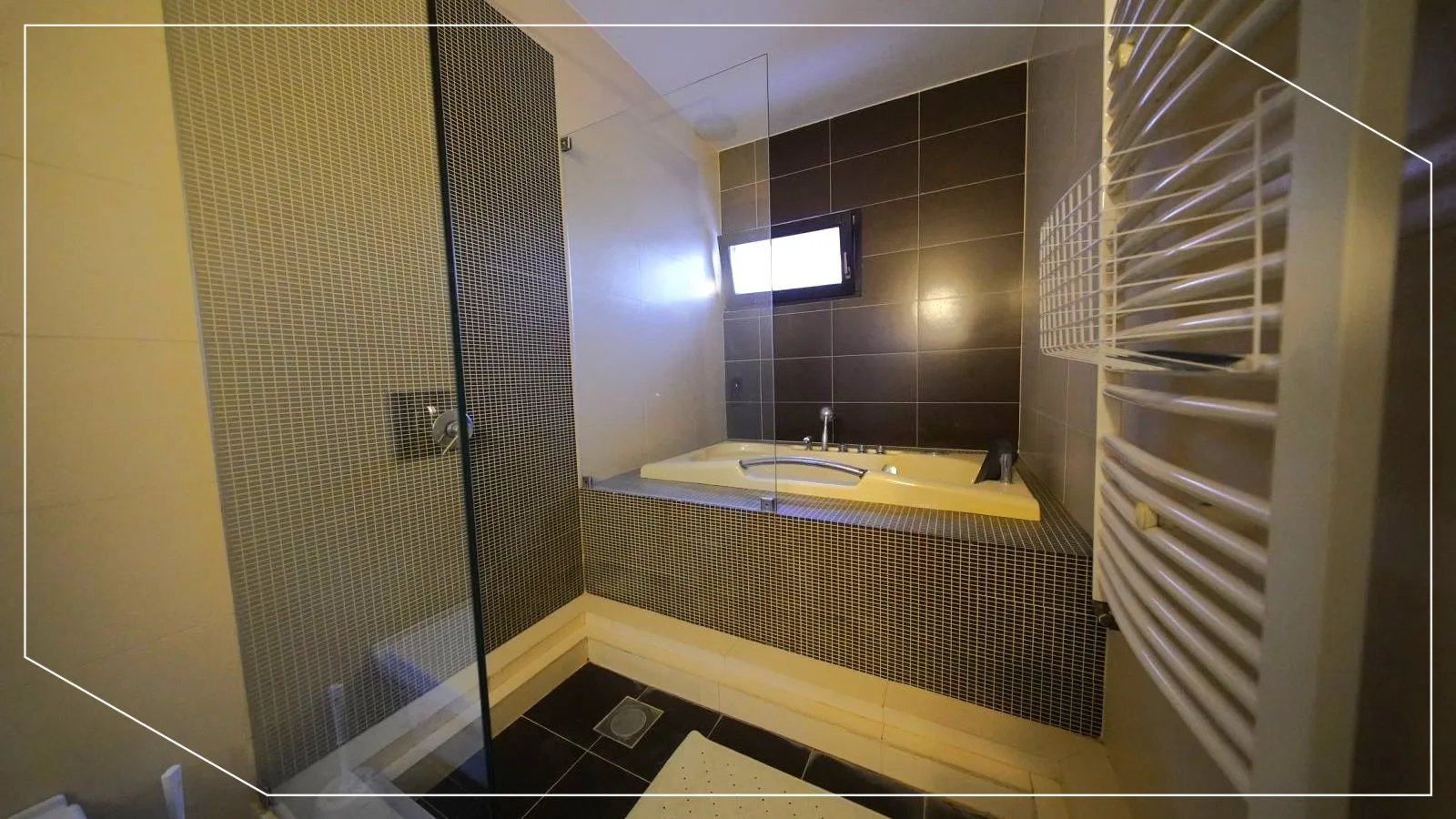 Shtëpi me qira 260m² afër Fshatit Ndërkombëtar, Prishtinë image 9