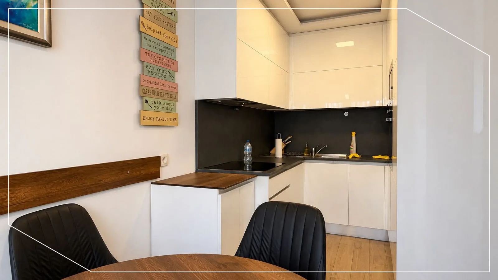 40m² Wohnung zur Miete in Te Qafa, Prishtina image 2