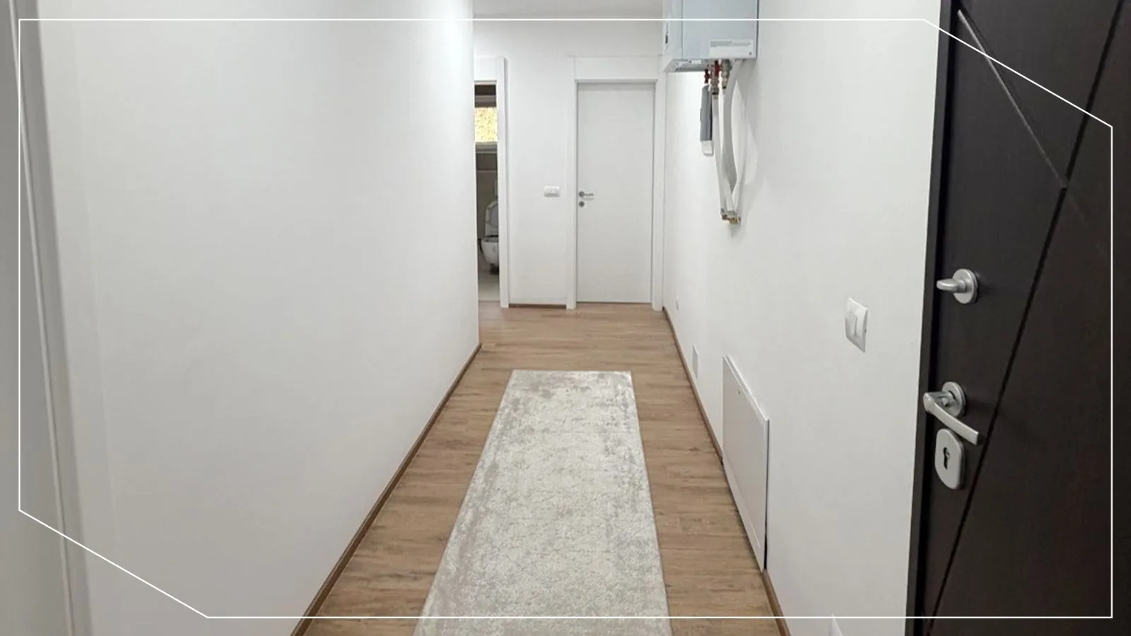 Apartment for rent in the Prishtina e Re neighborhood, Prishtina image 3