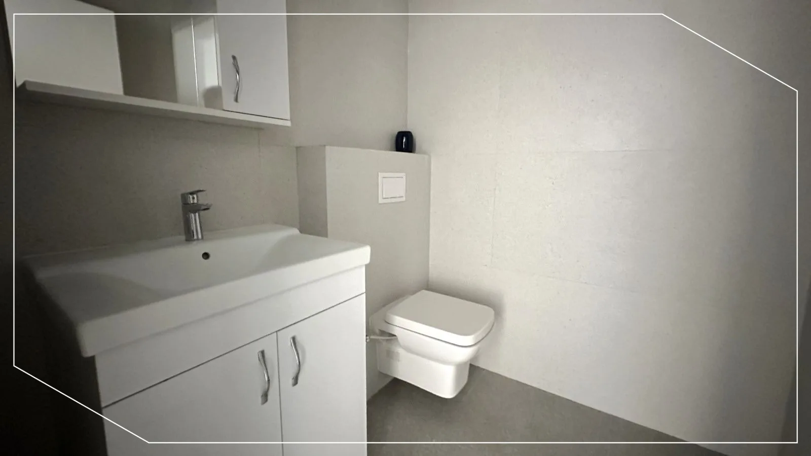 Lokal me qira 300m² në lagjen Emshir, Prishtinë image 4