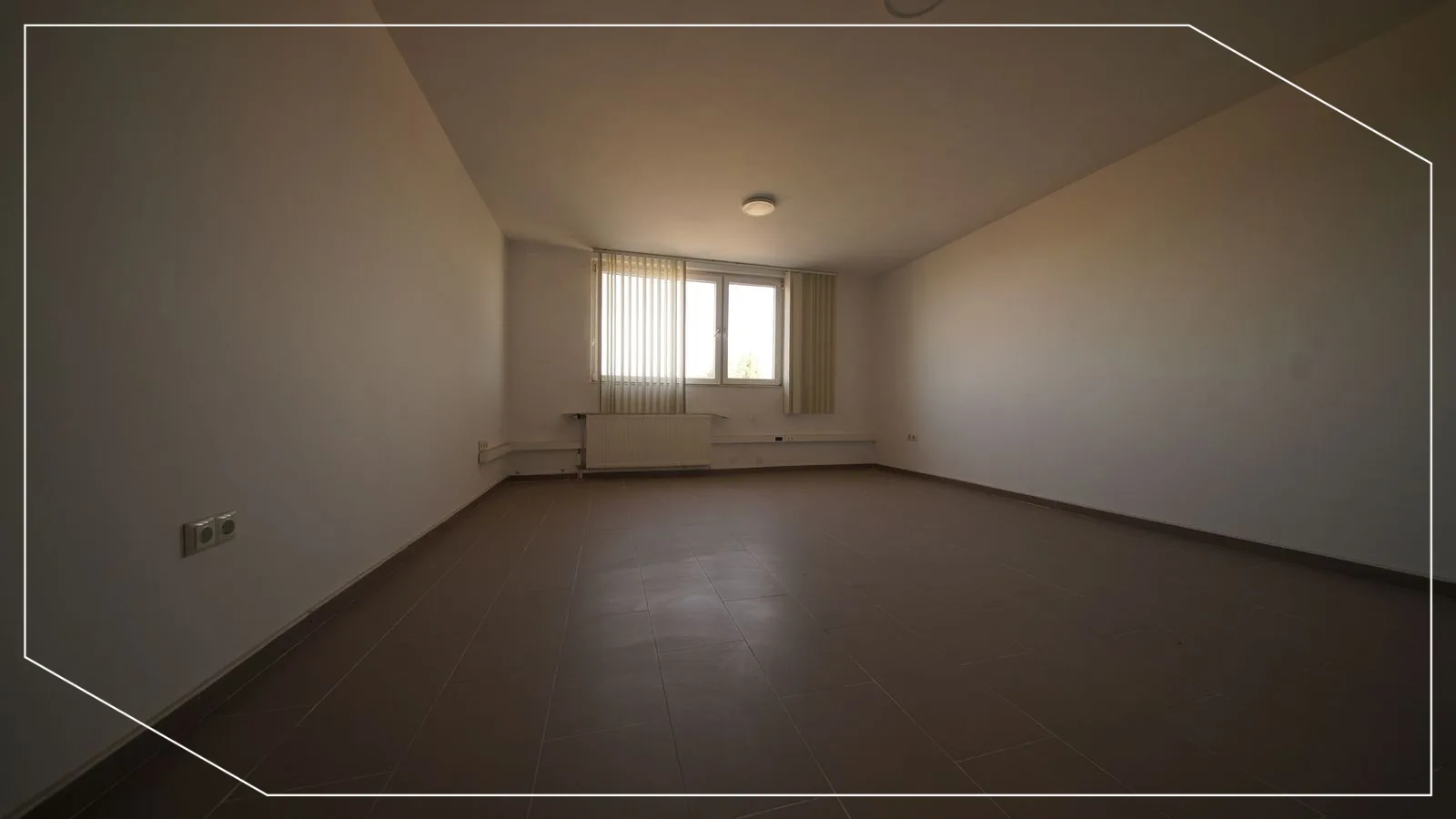 Depo me qira 1800m²+200m² në Llapllasellë image 5
