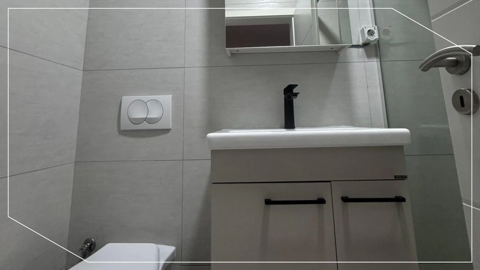 80m² Wohnung zur Miete in der Lagjja e Spitalit, Prishtina image 6