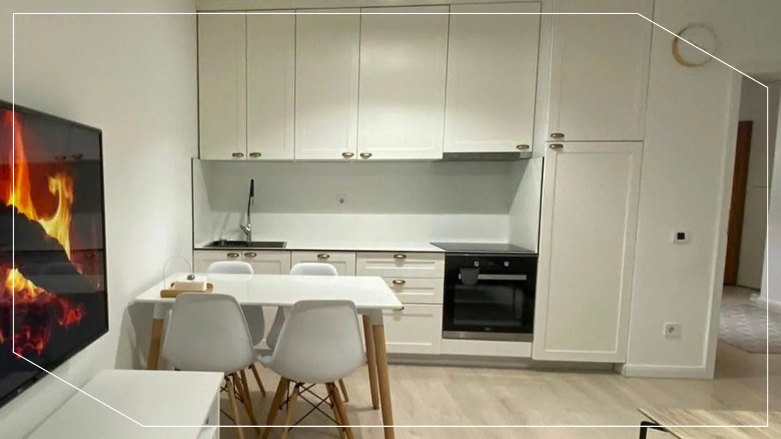 80m² Wohnung zur Miete in der Lagjja e Spitalit, Prishtina image 2