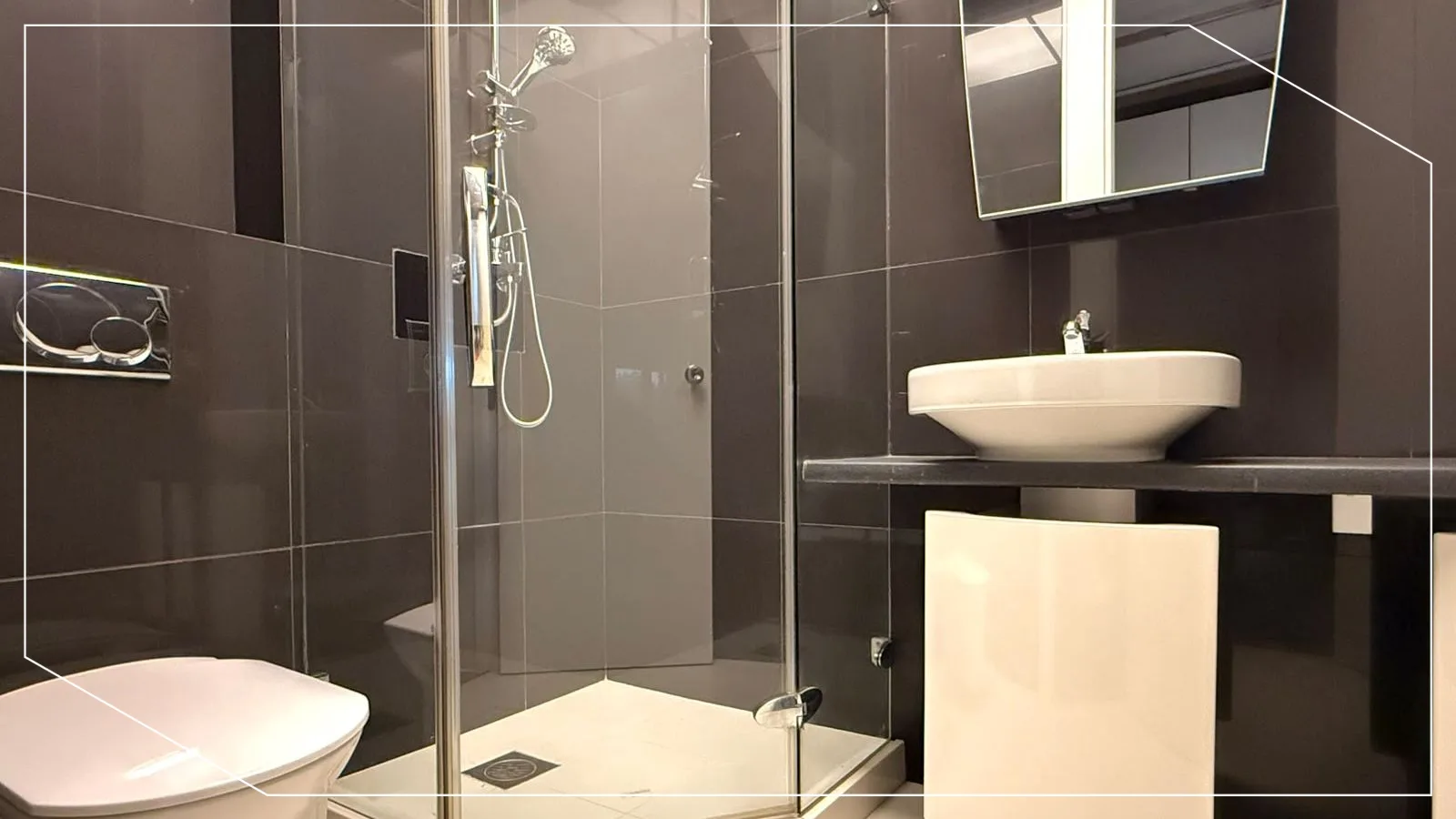 186m² Wohnung zur Miete im Viertel Pejton, Prishtina image 8