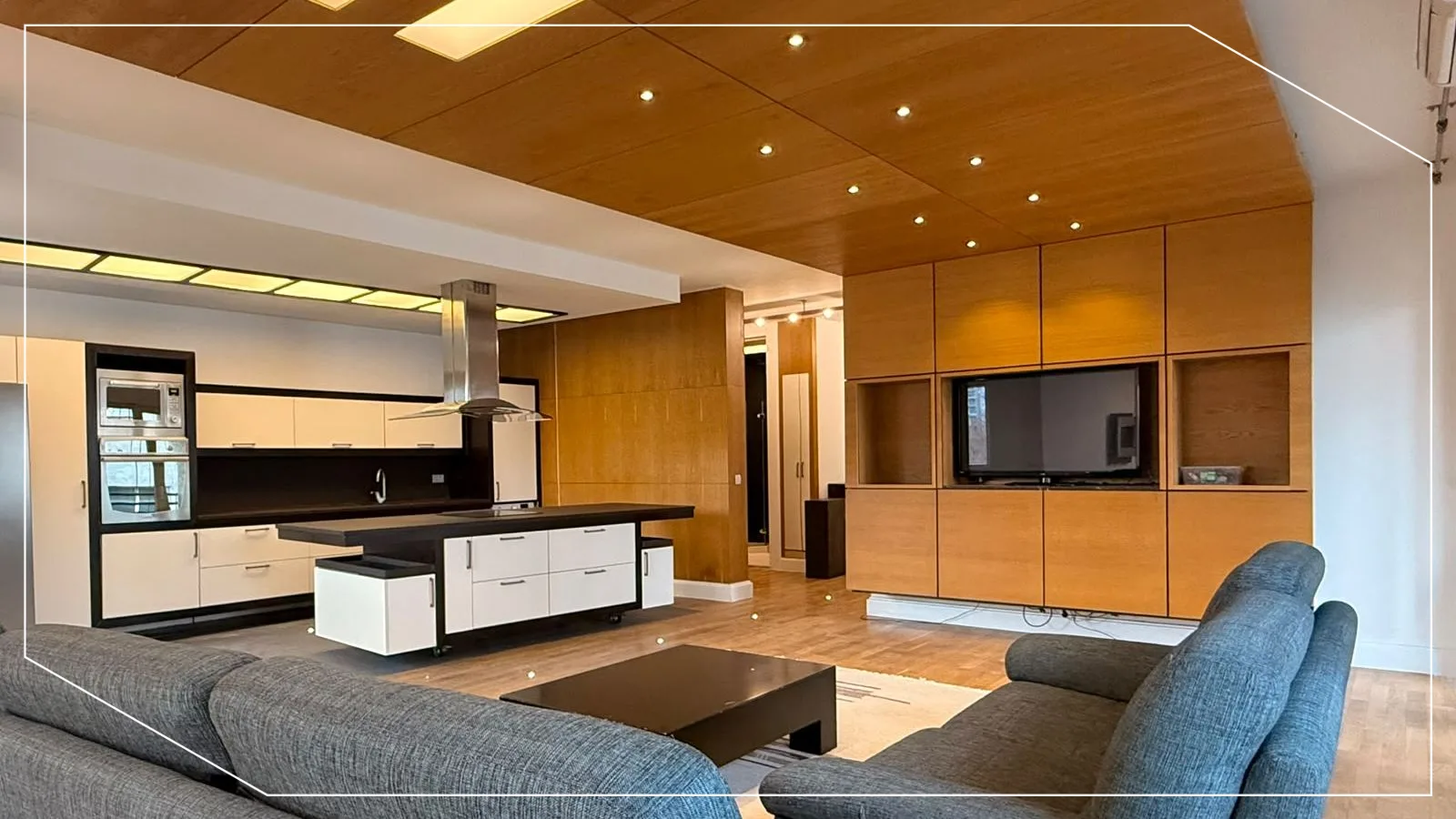 186m² Wohnung zur Miete im Viertel Pejton, Prishtina image 3