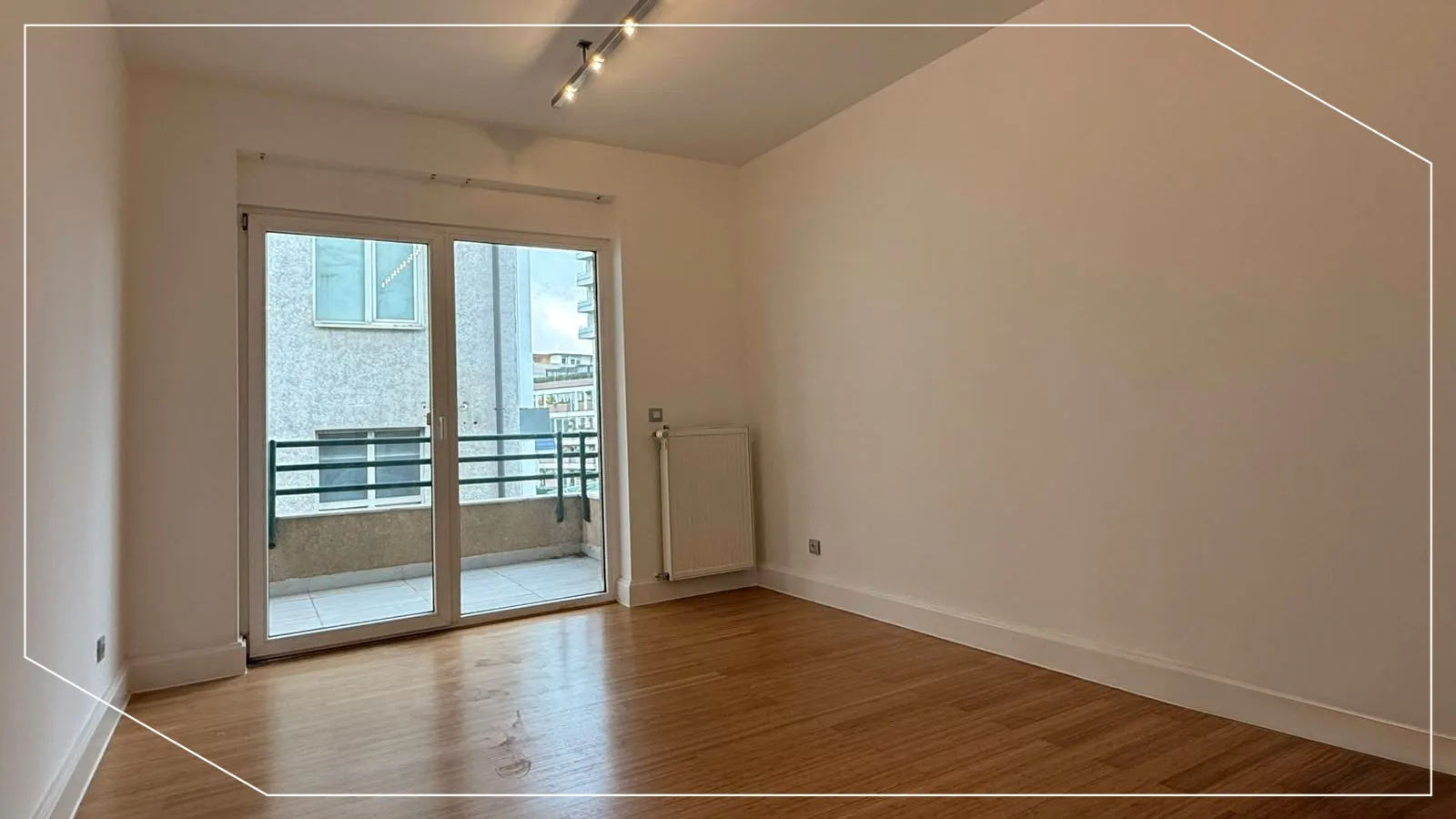 186m² Wohnung zur Miete im Viertel Pejton, Prishtina image 6