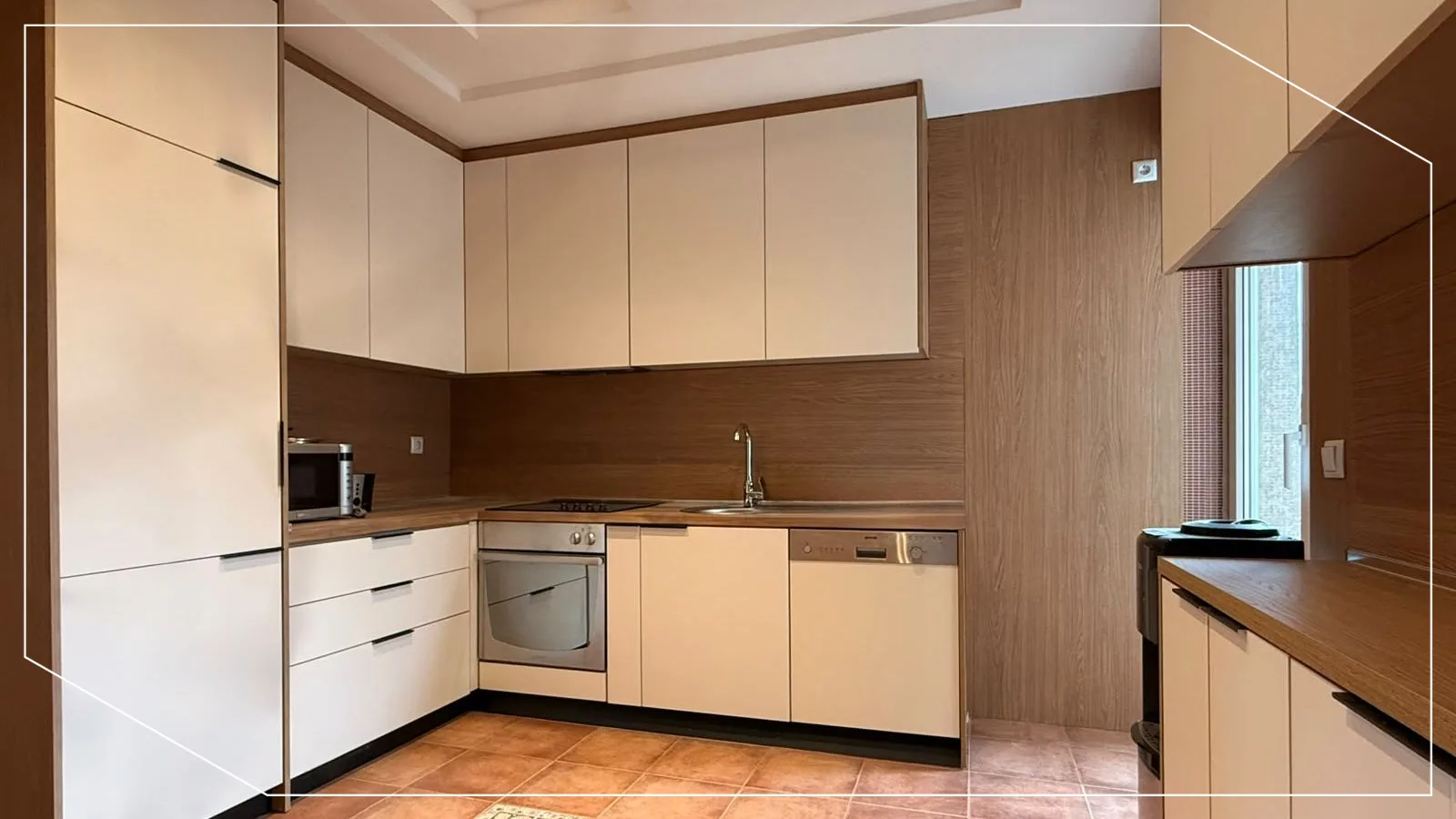 160m² Apartment for Rent in Pejton, Prishtina image 2