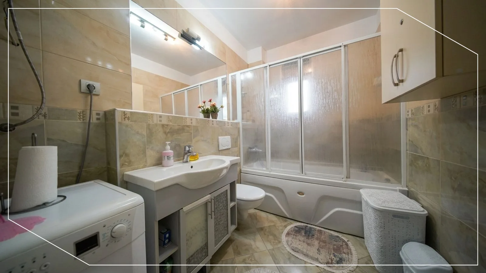 180m² Apartment for Rent in Pejton, Prishtina image 9