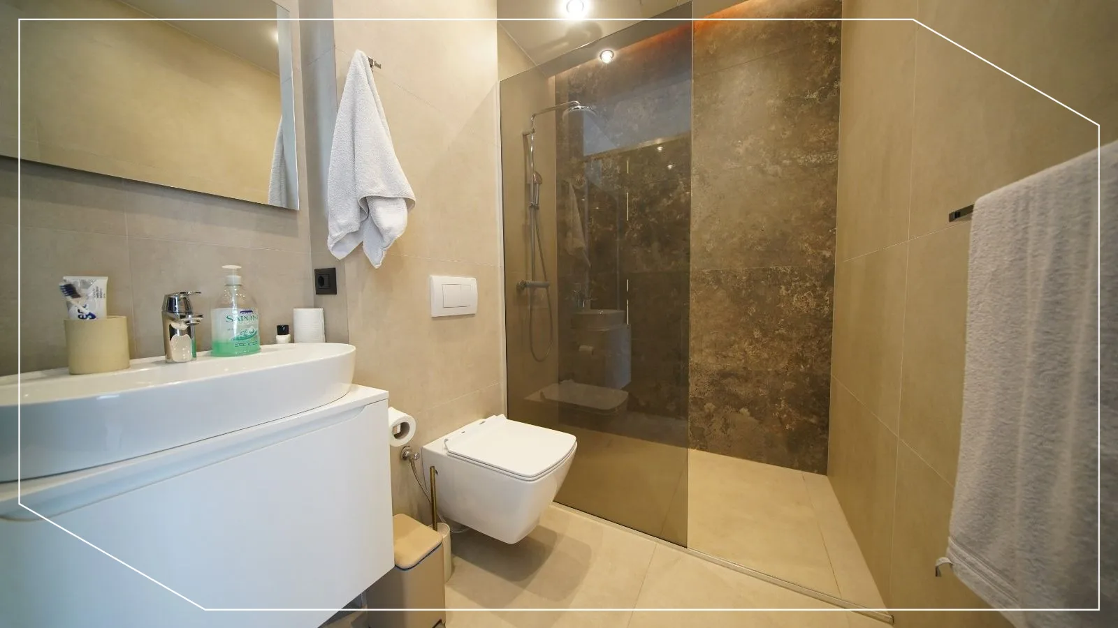 Wohnung zum Verkauf / zur Miete 152,49m² + 70m² im Viertel Arberi, Prishtina image 9