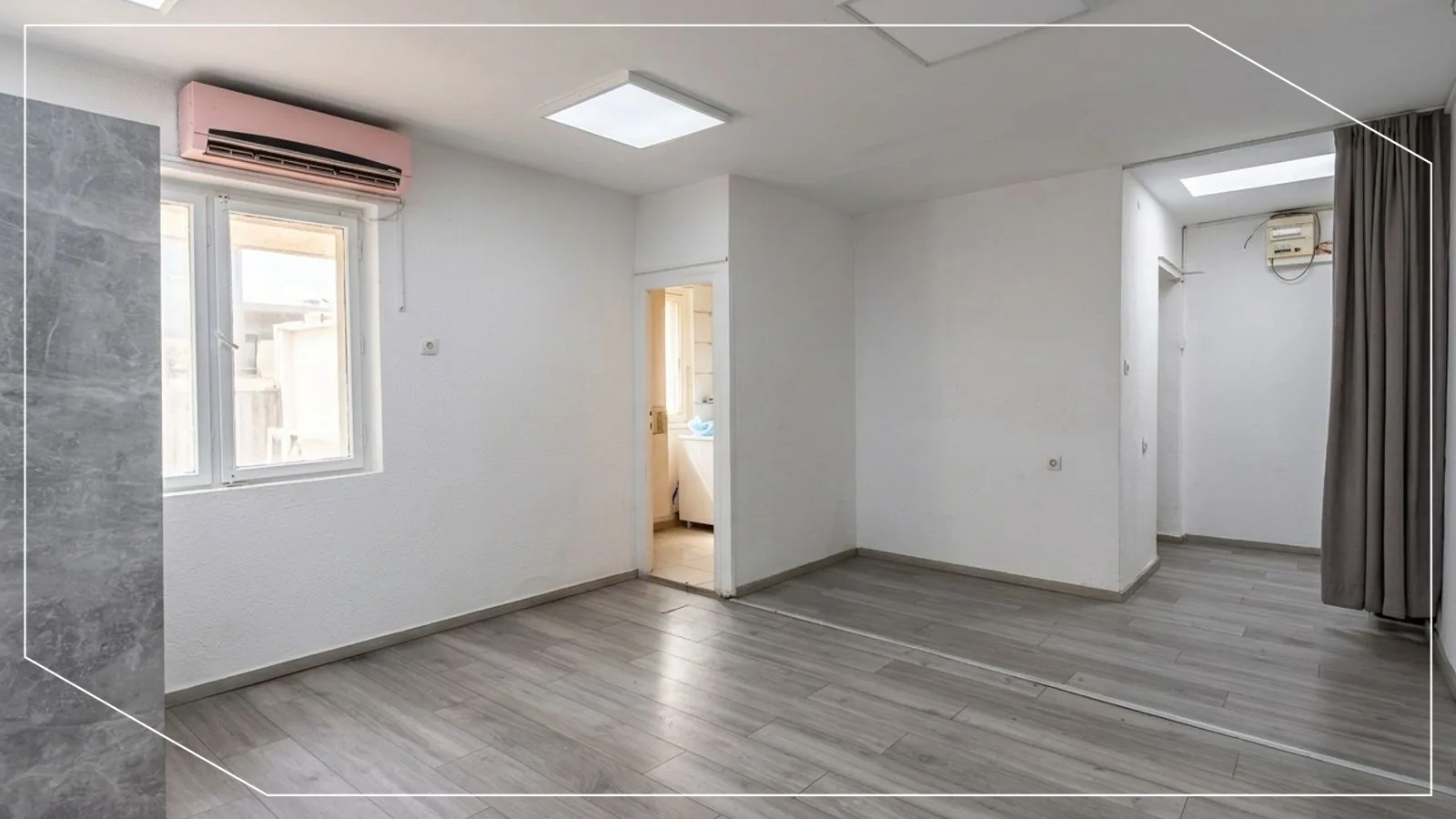 Commercial space for rent 70m² in Center, Prishtina image 2