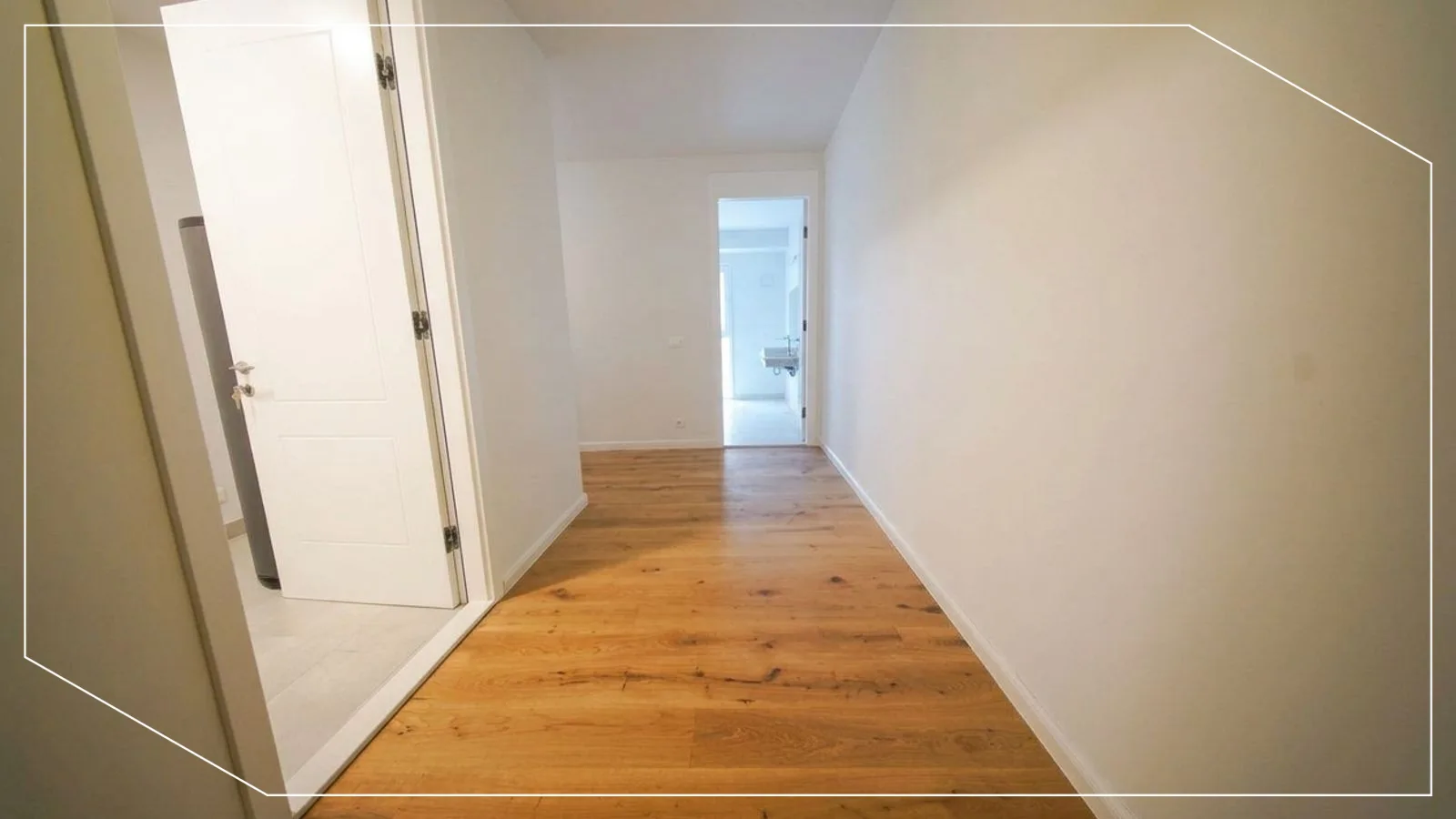 Duplex for sale 246m² in Prishtina e Re neighborhood, Prishtinë image 3