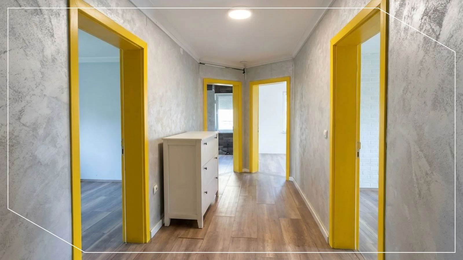 Haus / Büro zur Miete 350m² im Viertel Bregu i Diellit, Prishtina image 3